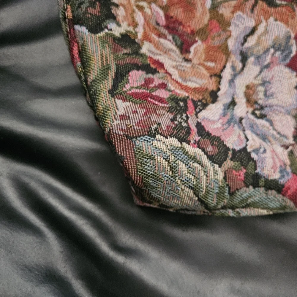 Vintage Maureen Kealy Custom Made In Canada Floral Tapastry Flap Shoulder Bag - Picture 12 of 13